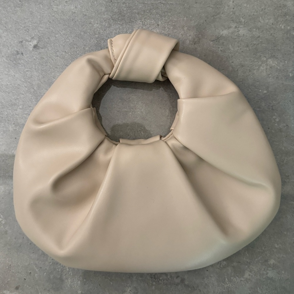 Ruched Women’s Handbag in Apricot - Picture 5 of 8